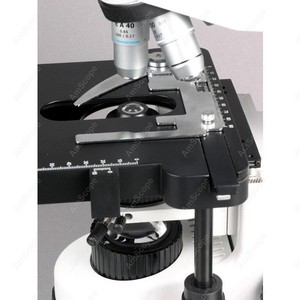 <span class=keywords><strong>Microscope</strong></span> Trinoculaire Professionnel AmScope 40X-2500X à Fond Noir avec Éclairage de Köhler et Optique Plan Infinie - Product Image 4