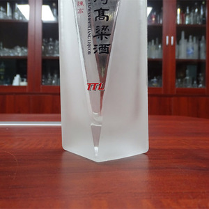 600 ml Glassato Bella Bottiglia Di Vetro di Vino Strano A Forma di Bottiglia di Liquore - Product Image 5