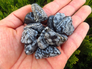 Piedras preciosas al por mayor alabastro bulk tumbled Snowflake Obsidian piedras curativas pulido grava cristal - Product Image 3