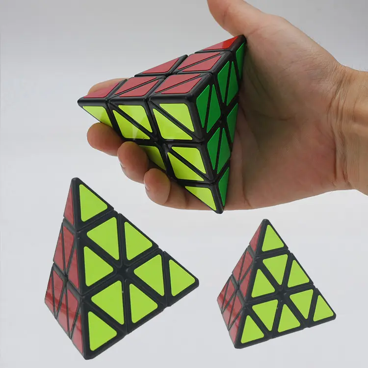 Configurations triangulaire 6 pièce puzzle jouet instincts traiter multicolore cube avec des milliers