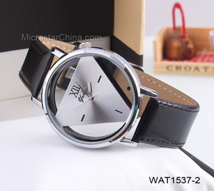 2015 <span class=keywords><strong>el</strong></span> mercado caliente venta color de la mezcla en forma de triángulo moda de cuero de lujo de la marca china reloj - Product Image 2