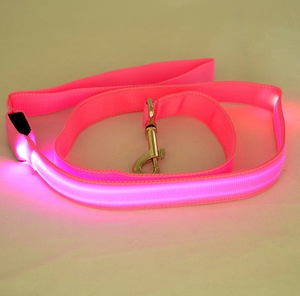 Súper LED Perro Amor mucho más seguro en la noche intermitente correa del perro - Product Image 4