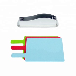 Joywave เขียงกันลื่นสำหรับใช้ในครัว, เขียงพลาสติก4ชิ้นสีรหัสพร้อมขาตั้ง - Product Image 3