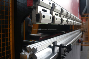 E21controller <span class=keywords><strong>Amada</strong></span> freno de la prensa, prensa freno máquina WC67Y-40T/2200 MM, máquina <span class=keywords><strong>dobladora</strong></span> de acero con precio de - Product Image 6