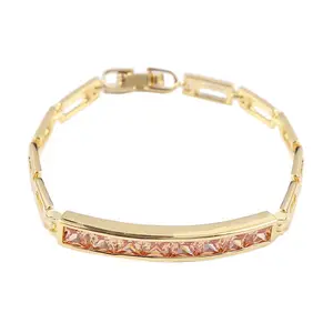 Ouvrir avec square zircone. tanishq bracelet de diamants