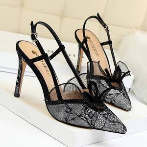 <span class=keywords><strong>Scarpe</strong></span> da <span class=keywords><strong>Donna</strong></span> Eleganti con Tacco Alto a Stiletto, Punta Affusolata, in Pizzo, per Matrimoni e Feste, Colore <span class=keywords><strong>Nude</strong></span> - Product Image 6