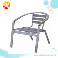 Chaises d'extérieur en aluminium facile à empiler, chaises avec logo des étudiants