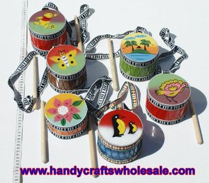 Juego de tambores de arte popular para niños, instrumentos musicales de madera pintados a mano para niños pequeños, juguetes para niños pequeños y bebés al por mayor en Ecuador - Product Image 2