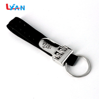 Gantungan Kunci Carabiner Kulit PU dan Paduan Seng dengan Logo Kustom untuk Hadiah Perusahaan Dealer Mobil Grosir LIYAN