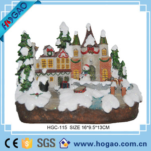 Personalizada LED Navidad pueblo ciudad ornamento con luz y sonido resina Navidad figuritas y juguetes para la venta al por mayor - Product Image 5