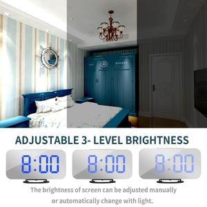 <span class=keywords><strong>Despertador</strong></span> LCD digital grande <span class=keywords><strong>con</strong></span> pantalla de espejo Movimiento electrónico para colgar en la pared o soporte de escritorio - Product Image 4