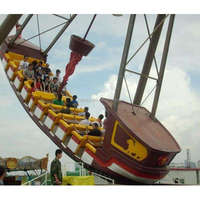Équipement de divertissement pour parc d'attractions, structures de jeux extérieures, bateau pirate décoratif, balançoire céleste, bateau géant, manège à vendre