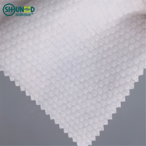 Tissu non tissé en polyester/<span class=keywords><strong>viscose</strong></span> à motif de points perlés 80 g/m² en gros de Chine pour lingettes humides - Product Image 5
