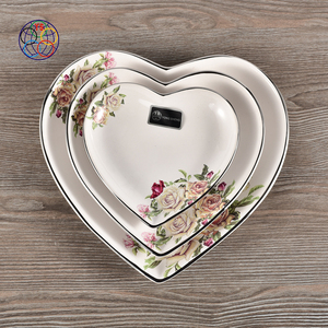 Unieke Hartvorm Serviesje Diner Platen Ceramique Assiettes Keramische Oplader Plaat Voor Bruiloft Decoraties