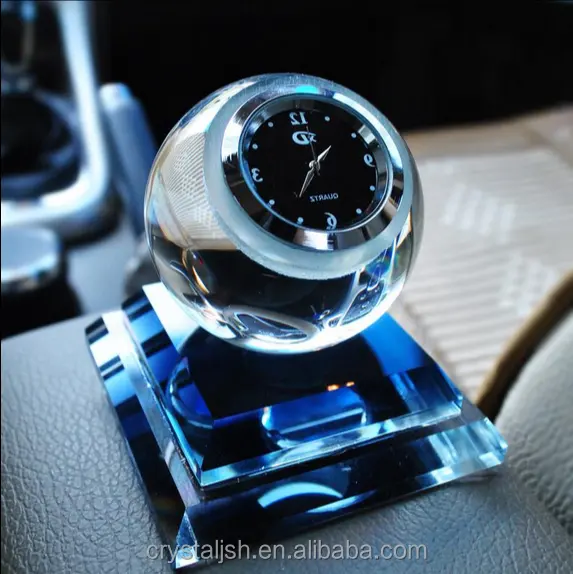 2023年新メーカーカスタム高品質K9クリスタルクリエイティブテーブル小さなカラフルな中国の時計の動きタイムクロック