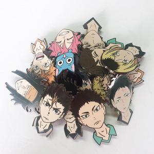 Estilo Anime pelo loco Pines de solapa de esmalte duro placa pines de la fábrica de China - Product Image 6