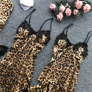 Sexy Completo da Notte in Quattro Pezzi con Stampa Leopardata, Design Coreano, <span class=keywords><strong>Pigiama</strong></span> Seducente - Product Image 2