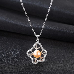 <span class=keywords><strong>Collier</strong></span> Pendentif Étoile Irrégulière Argentée au Design Moderne PAG&MAG, <span class=keywords><strong>Collier</strong></span> Cage à Perles en Argent Sterling de Haute Qualité en Forme de Pomme de Terre - Product Image 5