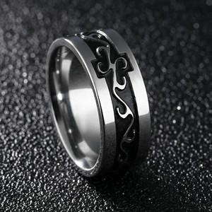 맞춤형 도매 스테인리스 스틸 에나멜 각인 기하학적 켈틱 무늬 남성용 반지 - Product Image 2