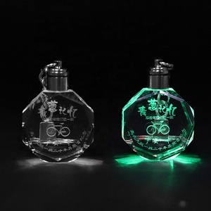 Personnalisé 3d laser gravure Cristal cadre photo porte-clés en cristal pour <span class=keywords><strong>le</strong></span> Cadeau de Fête des Pères - Product Image 5
