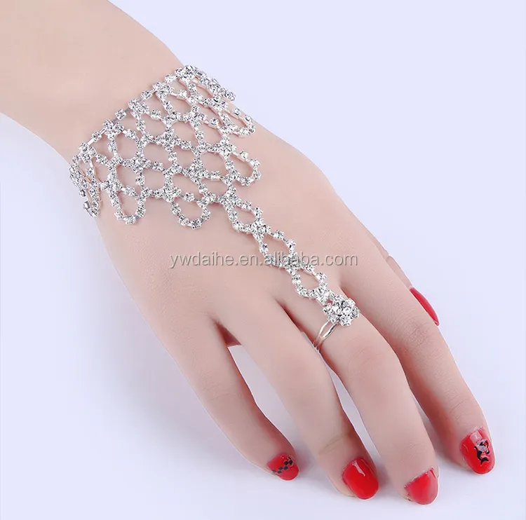 Hot Selling Unique Design Women Sexy Finger Top Grade Exaggerate Indian Ring Bracelet