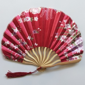 Eventail de <span class=keywords><strong>Dragon</strong></span> élégant en <span class=keywords><strong>bambou</strong></span> pour dame, éventail à main en soie, avec pompon, pour d'invitation, cadeaux pour mariage, offre spéciale - Product Image 4