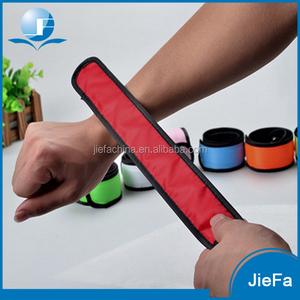 2016 free running exercise outdoor concert Flash CE & ROHS LED custom slap on wristband bracelet - Product Image 4