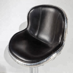 Chaise <span class=keywords><strong>de</strong></span> <span class=keywords><strong>bar</strong></span> haute rétro <span class=keywords><strong>vintage</strong></span> en cuir véritable en aluminium ascenseur arrière haut et bas tabouret <span class=keywords><strong>de</strong></span> <span class=keywords><strong>bar</strong></span> pivotant réglable chaise pour la cuisine à domicile - Product Image 4