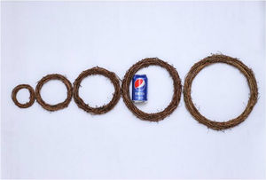 Couronne <span class=keywords><strong>de</strong></span> vigne naturelle <span class=keywords><strong>de</strong></span> différentes tailles, fournisseur chinois 2018 - Product Image 2