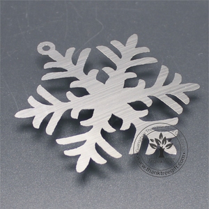 Segnalibro in Metallo a Forma di Fiocco di Neve, Taglio Laser di Alta Qualità, Colore Argento - Product Image 5