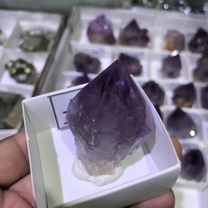 Campione di bacchetta di cristallo <span class=keywords><strong>grezzo</strong></span> di guarigione di <span class=keywords><strong>ametista</strong></span> grezza naturale all'ingrosso per la decorazione - Product Image 4