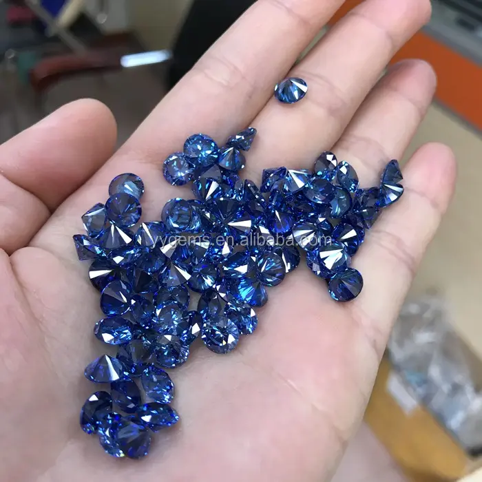 合成サファイアバンコクラウンドダイヤモンド型ブルー