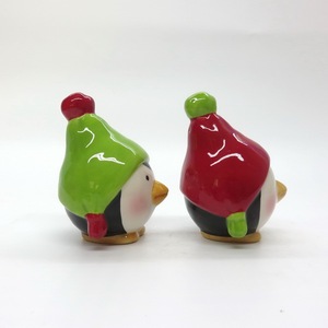 Mignon <span class=keywords><strong>pingouin</strong></span> forme en céramique sel et poivre shaker - Product Image 3