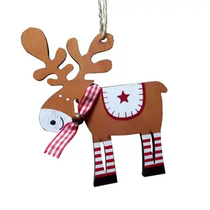 Wooden Hanging Christmas reindeer ornament for Christmas tree and home decoration
