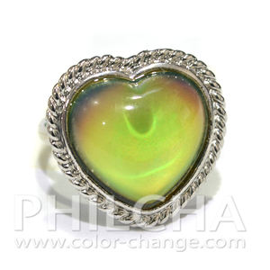 Anillo de piedra clásico con forma de corazón que cambia de Color - Product Image 3