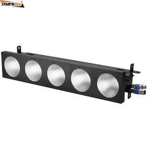 Ce và ROHS chứng nhận <span class=keywords><strong>DMX</strong></span> 5x30 Wát ấm trắng LED ma trận ánh sáng <span class=keywords><strong>DMX</strong></span> <span class=keywords><strong>blinder</strong></span> <span class=keywords><strong>Bar</strong></span> cho kho LED chùm ma trận ánh sáng - Product Image 4