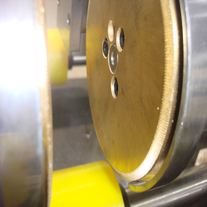 Nhôm Hồ Sơ Cá Nhân Nhiệt <span class=keywords><strong>Break</strong></span> Nhôm Hồ Sơ Knurling Máy KCJ-01 - Product Image 6