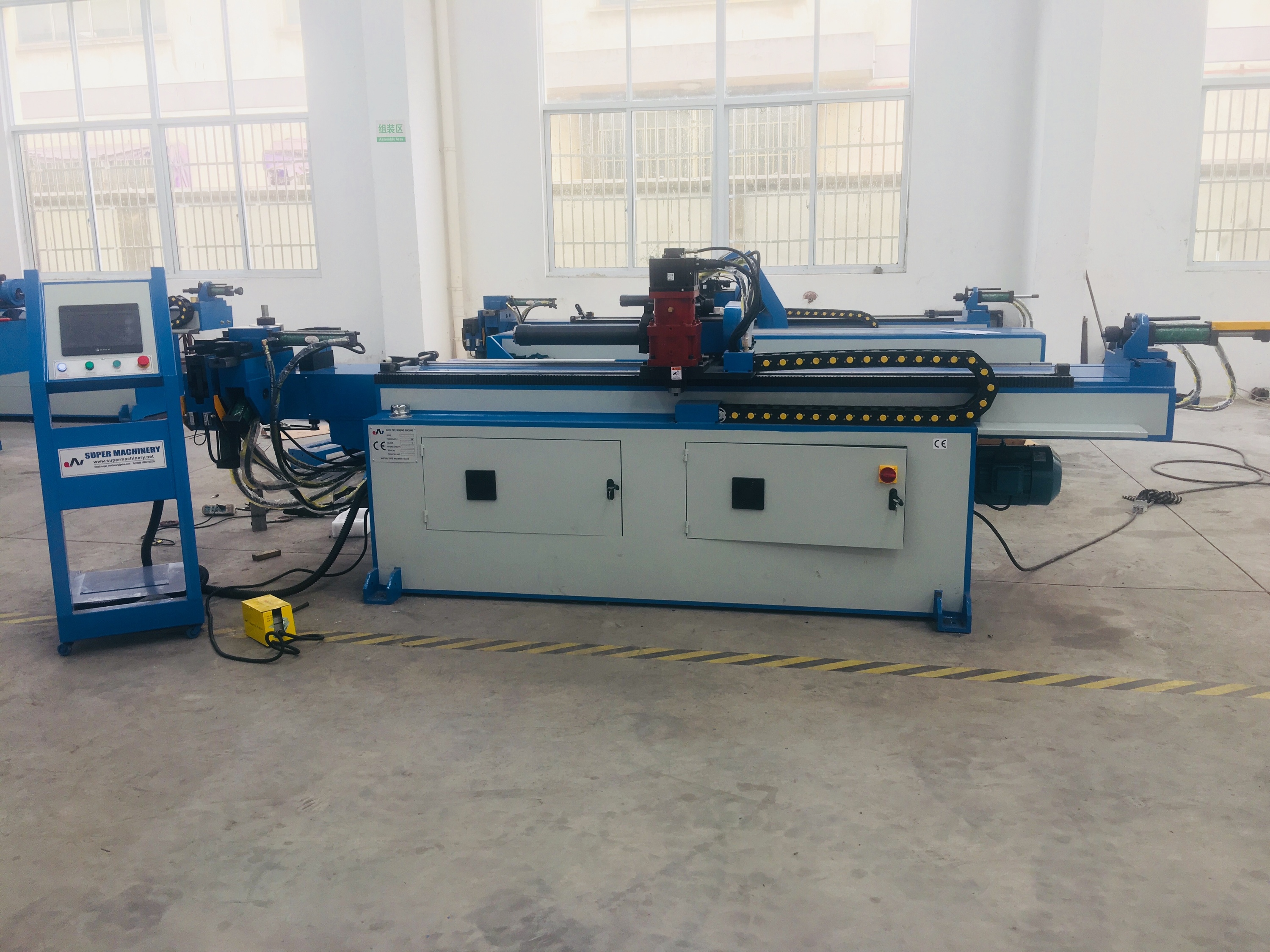 Cnc 3D Mandrin En Acier Inoxydable Pipe Bender avec Pousser Fonction