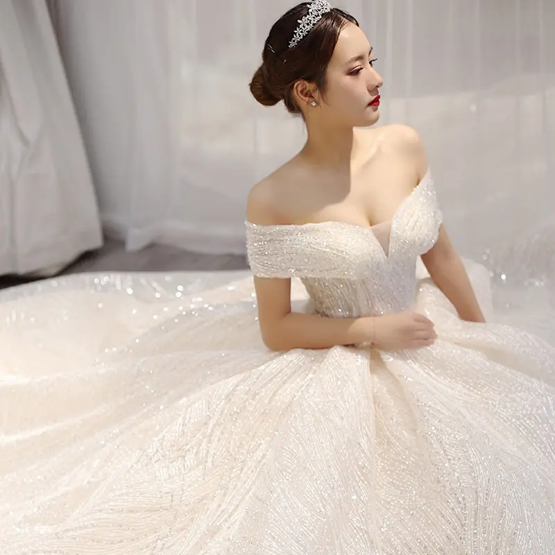 2019 Fashion Elegant Off Shoulder Wedding Dresses SweetheartとCap Sleeves High Quality LaceブリンブリンWedding Bride Gown