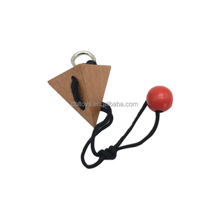 Promotion 2018 : Jeu de réflexion en <span class=keywords><strong>bois</strong></span>, <span class=keywords><strong>anneau</strong></span> triangulaire en <span class=keywords><strong>corde</strong></span>, <span class=keywords><strong>casse</strong></span>-tête, jeux de réflexion - Product Image 2