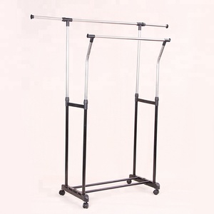 Porte-vêtements robuste réglable et pliable - Product Image 2