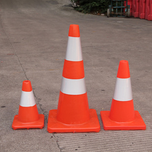 Cono Stradale Flessibile in PVC di Alta Qualità ed Elasticità per Costruzioni Stradali e Sicurezza del Traffico - Product Image 4