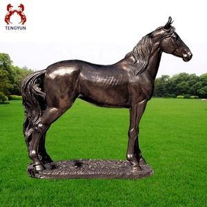 Statue de cheval moderne en <span class=keywords><strong>bronze</strong></span> taille réelle avec selle, sculpture de grand cheval en cuivre sur cour à vendre - Product Image 4