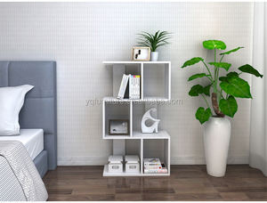 Libreria Moderna in Legno con Design Floreale per Casa e Ufficio - Product Image 3