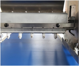 Máquina extrusora <span class=keywords><strong>de</strong></span> bizcochos <span class=keywords><strong>Merengue</strong></span> <span class=keywords><strong>de</strong></span> alta calidad, depositador <span class=keywords><strong>de</strong></span> <span class=keywords><strong>merengue</strong></span> para tienda <span class=keywords><strong>de</strong></span> panadería industrial - Product Image 4