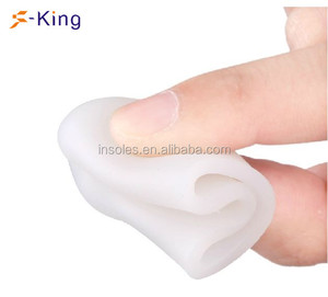S-King Orthèses médicales <span class=keywords><strong>pour</strong></span> hommes et femmes Gel de soin des pieds Correcteur en <span class=keywords><strong>silicone</strong></span> Protecteur d'orteil <span class=keywords><strong>pour</strong></span> la <span class=keywords><strong>protection</strong></span> <span class=keywords><strong>Hallux</strong></span> <span class=keywords><strong>Valgus</strong></span> - Product Image 3