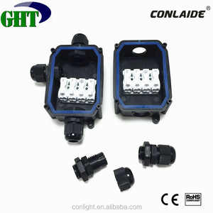 Boîte <span class=keywords><strong>de</strong></span> connexion <span class=keywords><strong>étanche</strong></span> et anti-poussière IP66 à 3 pôles VK-JB avec 450V 24A - Product Image 2