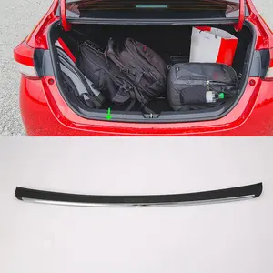 Schwarzes Kunststoff-Autozubehör Stilvolle hintere Stoßstangen-Fußplatte Hinterer Kofferraum-Innen schutz für Toyota 2019 VIOS/YARIS