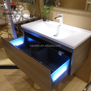 Meilleure vente Design d'usine Armoire de toilette de salle de bain classique avec rangement mural en bois imperméable à l'eau à prix réduit - Product Image 1