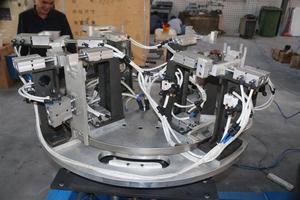Machine à <span class=keywords><strong>souder</strong></span> <span class=keywords><strong>TIG</strong></span>/Robots de soudage industriel, acier inoxydable, coin de boîte métallique, haute qualité - Product Image 5